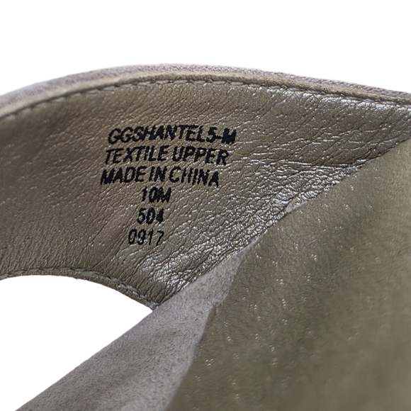 G by GUESS Shantal 2 Piece Heels,  Faux Suede Nude, Size 10M - Picture 10 of 11